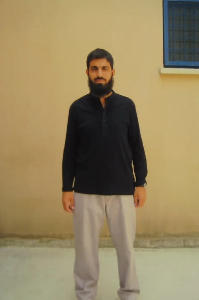 Halis Bayancuk Hoca'nın gençlik fotoğrafı
